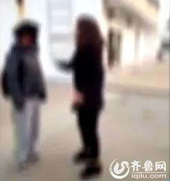 初中男生憋尿憋硬视频,初中男生憋尿憋硬背后的生理与心理探究