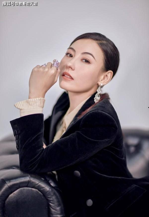 张柏芝曝光照片无码,张柏芝无码曝光照片引发热议